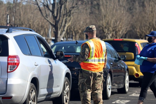 North Carolina Guard supports mass vaccination clinic