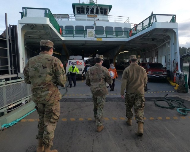 Guard&#39;s mobile team vaccinates residents of San Juan Islands