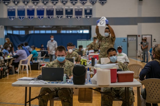 Hawaii National Guard vaccinates residents