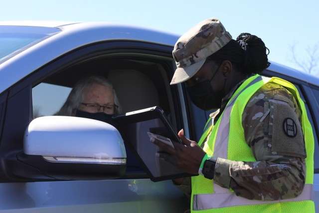 North Carolina Guard supports mass vaccination clinic