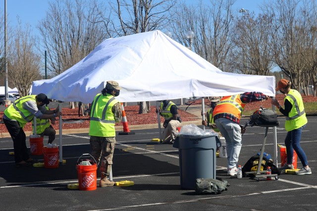 North Carolina Guard supports mass vaccination clinic