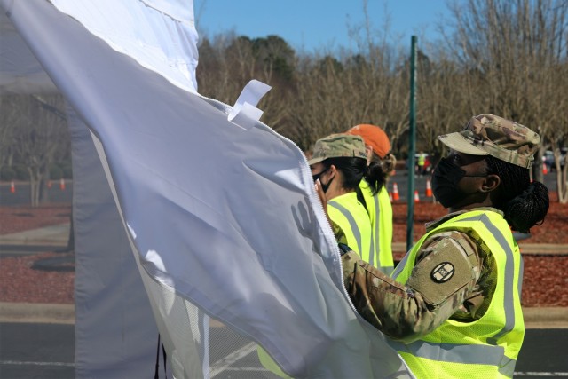 North Carolina Guard supports mass vaccination clinic