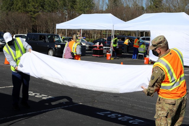 North Carolina Guard supports mass vaccination clinic