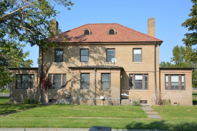 Camp Umatilla’s Building 16 is one of two family quarters buildings included in the administrative portion of the historic district, featuring historic brick work and architecture characteristic of the period and region. 