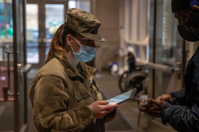 Pa. National Guard supports Philadelphia vaccination center
