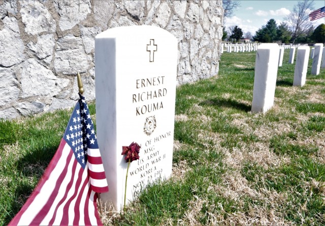 Legacy of Medal of Honor recipient buried at Fort Knox lives on 70 ...