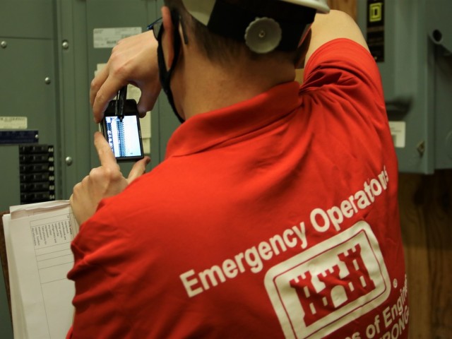 A multidisciplinary team from the Norfolk District, U.S. Army Corps of Engineers, joined the Federal Emergency Management Agency in an assessment of a local site for conversion into a federally supported community vaccination center, Norfolk,...