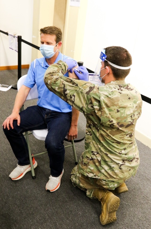 Hundreds of Pennsylvania Guard members support vaccinations