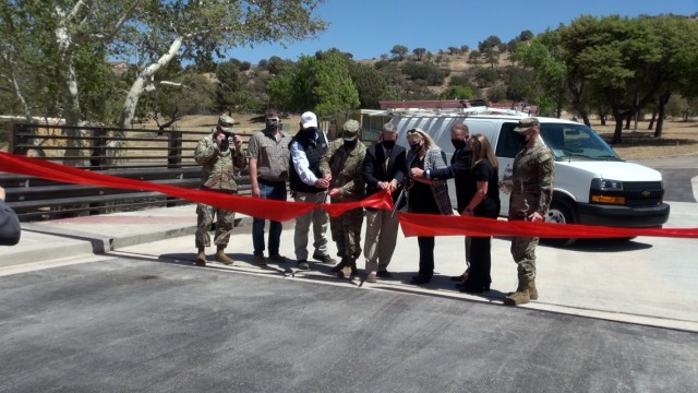 Fort Report: Bonnie Blink neighborhood gets new bridge