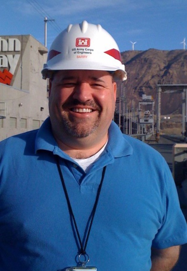Great Lakes and Ohio River Division Employee Spotlight, Barry Wright, Safety and Occupational Health Manager
