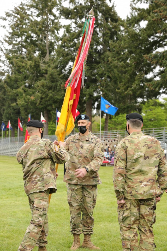 JOINT BASE LEWIS-MCCHORD, Wash., –Soldiers and Families of the 17th Field Artillery Brigade bid farewell to Commander Col. Brandon C. Anderson and welcomed Col. Thomas D. Murphy Jr. in a Brigade Change of Command Ceremony at Watkins Field on April 22. (US Army photo by Sgt. Casey Hustin, 17th Field Artillery Brigade)