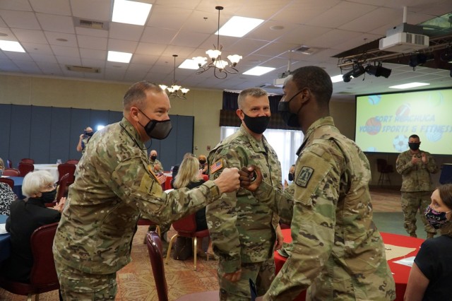 Volunteer Recognition Ceremony shines spotlight on those who serve