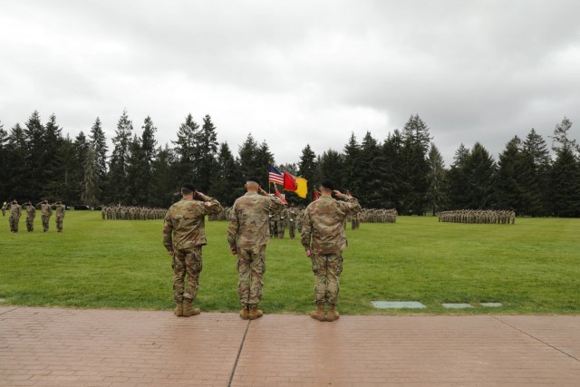 JOINT BASE LEWIS-MCCHORD, Wash., –Soldiers and Families of the 17th Field Artillery Brigade bid farewell to Commander Col. Brandon C. Anderson and welcomed Col. Thomas D. Murphy Jr. in a Brigade Change of Command Ceremony at Watkins Field on...