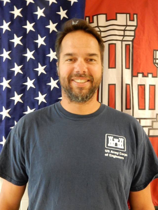 Jeff McCullick, Lock and Dam 9 equipment repairer