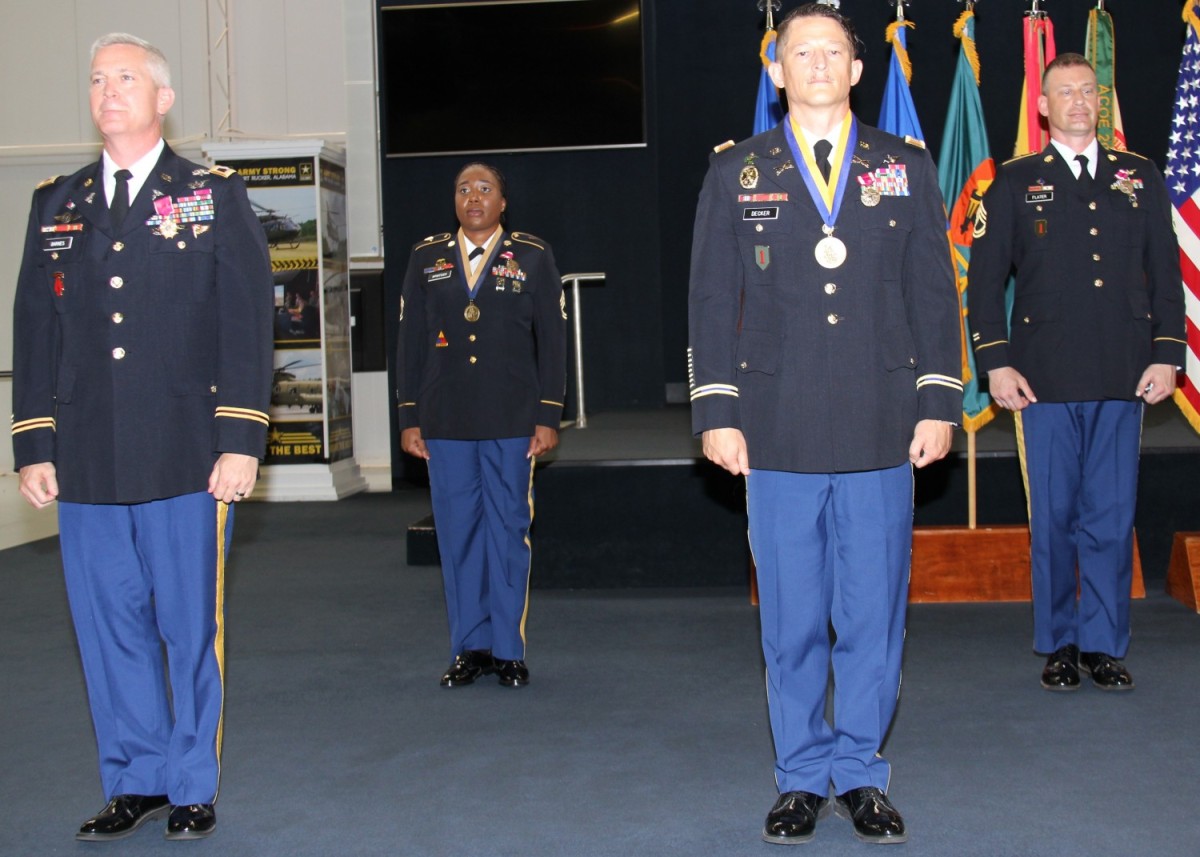223 YEARS OF COMBINED SERVICE 8 Soldiers, 1 civilian retire at Fort Rucker ceremony Article