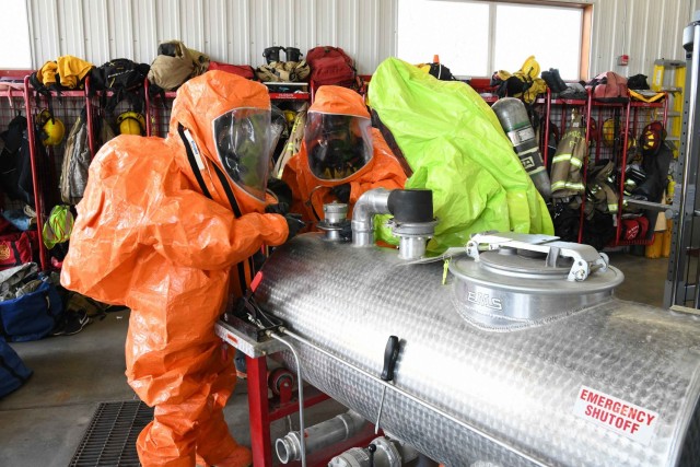 SDNG trains with firefighters on hazmat response