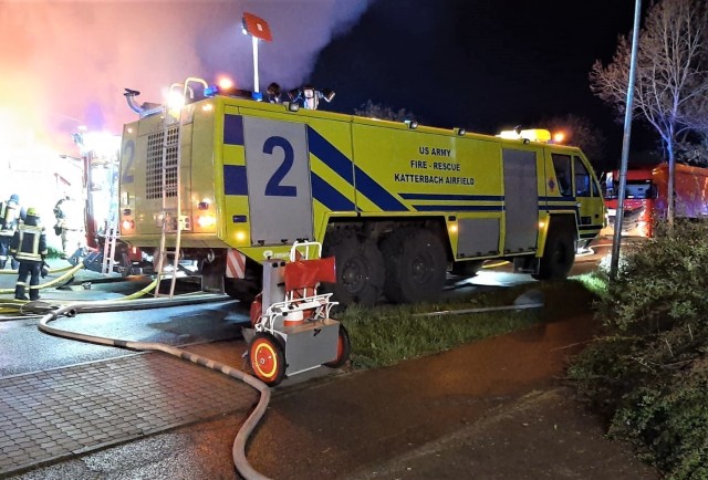 The collaboration between the U.S. Army and the host nation fire departments in Franconia has a long tradition. During the night of April 28, 2021, host nation authorities called upon the USAG Ansbach fire department when a major fire broke out in a recycling plant in the city of Rothenburg o. d. Tauber. (Photo: USAG Ansbach Fire Department)