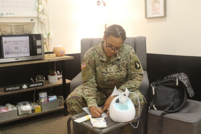 U.S. Army Pfc. Letitia Dawson, chaplain assistant, Headquarters and Headquarters Battery, 2nd Battalion, 32nd Field Artillery Regiment “Proud Americans,” 1st Brigade Combat Team, 101st Airborne Division (Air Assault) labels her breast milk storage bags as she prepares to pump in the Proud American Lactation Support Room May 4, in the 2-32 FAR headquarters on Fort Campbell, Kentucky. The lactation support room is open to all female Soldiers in the unit as a safe, comfortable and resourceful place for to lactate when necessary during the duty day. (U.S. Army photo by Maj. Vonnie Wright, 1st Brigade Combat Team Public Affairs)