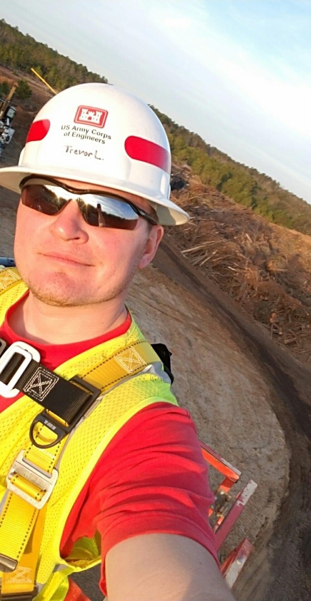 Trevor Lindsey, USACE construction contract representative, reacts quickly to save distressed boater