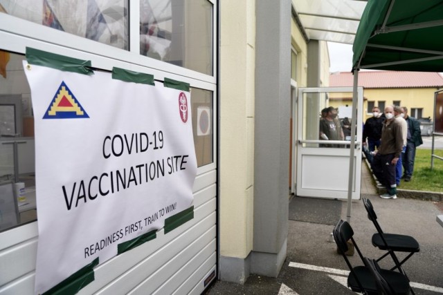 U.S. Army offers COVID-19 vaccine to local nationals
