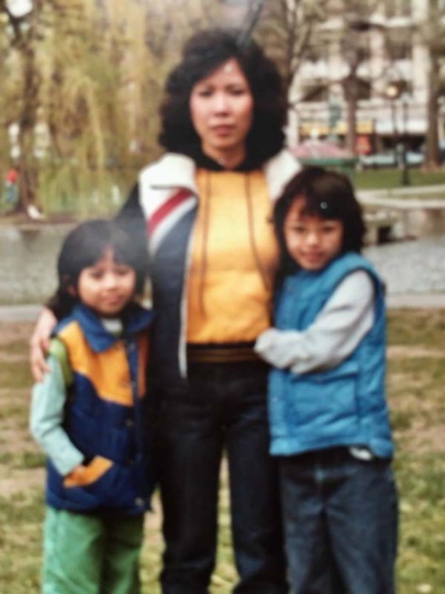 Danielle Ngo, right, poses for a photo with her younger sister, Lan-Dinh, and their mother, Thai-An, in 1978.