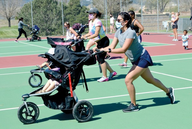 Mom’s boot camp: Challenging yet supportive