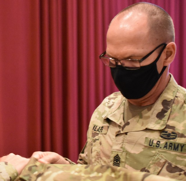 Sergeant Major William Klaers takes part in one of his last official acts as the Senior Enlisted Advisor for the Transatlantic Division Task Force Essayons command on May 15, 2021 at Camp Arifjan, Kuwait. (Photo by Rick Benoit)