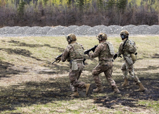 Alaska National Guardsmen compete in marksmanship