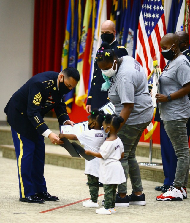 Fort Sill Conducts Bimonthly Retirement Ceremony | Article | The United ...