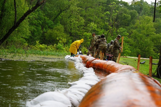 Louisiana National Guard responds to flooding