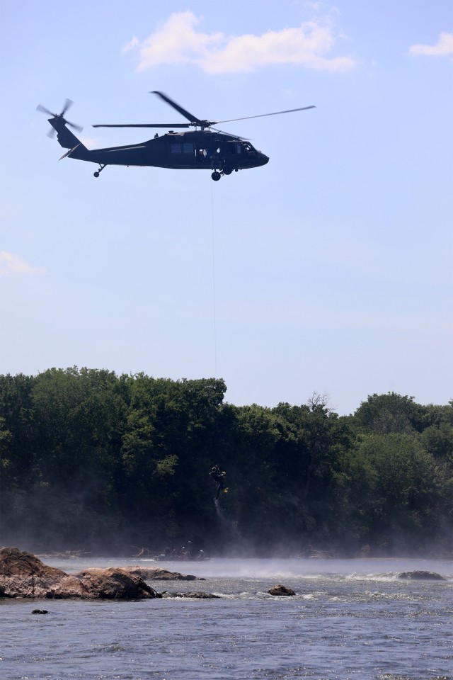 NCNG, 1st responders practice helicopter aquatic rescue
