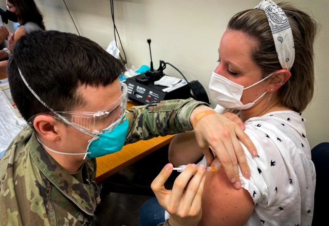 Italian employees at USAG Italy get COVID-19 vaccine