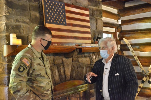 Dawson W. Durrett Jr. shares memories of growing up on present-day Fort Campbell with Brig. Gen. Clair Gill, deputy commanding general-support, 101st Airborne Division (Air Assault), May 20 at his historic home in Cole Park. Durrett’s father started building the structure in early 1932, making it the installation’s oldest residence, and Durrett lived there as a child from 1933 until the U.S. government purchased the property in 1941.