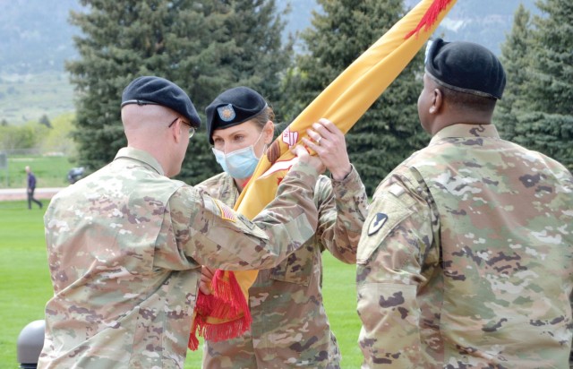 Contracting battalion welcomes new leader