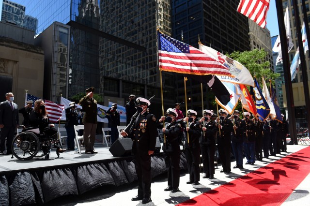 Sgt. Maj. of the Army, Michael A. Grinston, salutes the American Flag during the presentation of Colors at the City of Chicago’s Memorial Day commemoration, May 29, 2021.
(U.S. Army Reserve photo by Staff Sgt. David Lietz)