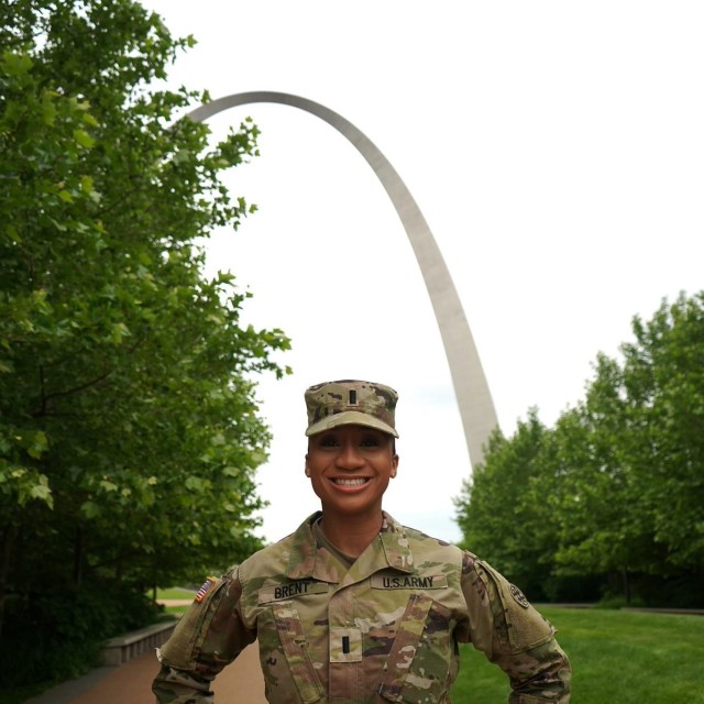 1st Lt. Earnisa Brent is the lead for Forward Assessment Sustainment Team 7 (FAST 7) - St. Louis. Her team is providing logistical support for Navy medical service providers supporting the Community Vaccination Center at the Dome at America’s...