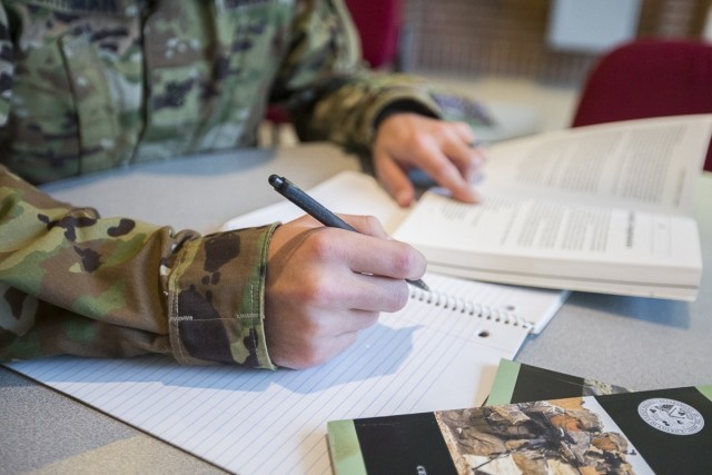 The Army's Tuition Assistance Program Continues To Assist Soldiers ...