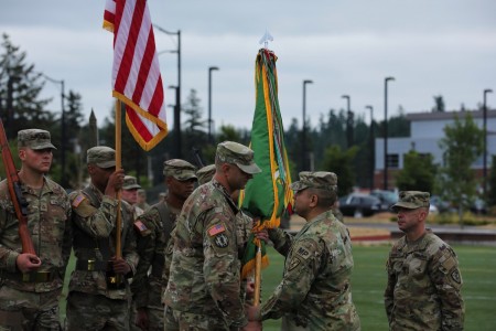 504th MP BN Welcome's New Commander | Article | The United States Army