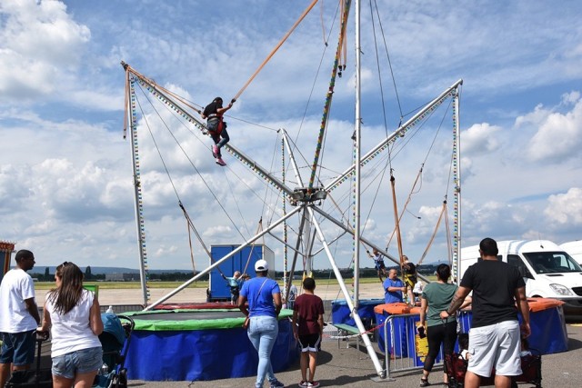 The bungee jump was a popular ride at the fest.