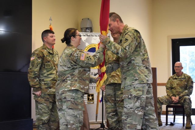 Col. Santee Vasquez Welcomed as Crane Army’s New Commander