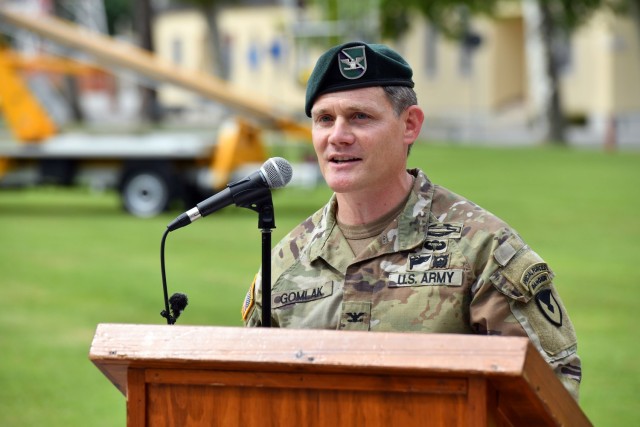 U.S. Army Col. Matthew J. Gomlak, incoming commander of U.S. Army Garrison Italy, gives a speech during change of command ceremony under Covid-19 prevention condition at Caserma Ederle, Vicenza, Italy July 16, 2021. (U.S. Army Photos by Paolo Bovo)