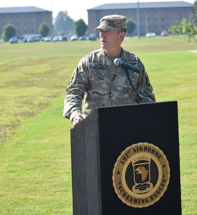 Lifeliners Uncase Colors bringing all 101st Units Home to Fort Campbell