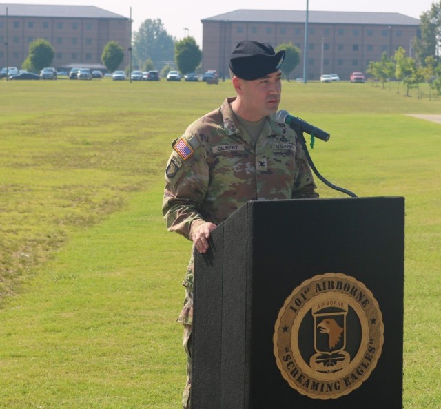 Lifeliners Uncase Colors bringing all 101st Units Home to Fort Campbell