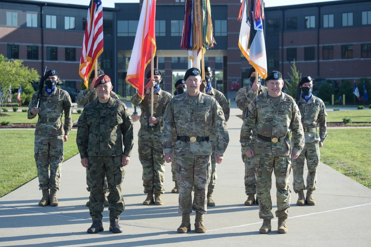 V Corps strengthens bond between US and Poland during welcome ceremony ...