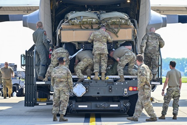 36th Sustainment Brigade conducts airdrop at Northern Strike