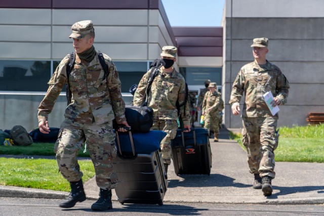 Oregon National Guard deploys to fight wildfires