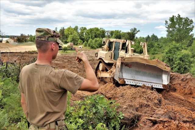 Photo Essay: Wisconsin National Guard engineer Soldiers train while ...