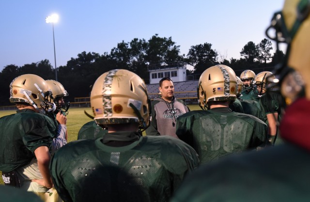 Fort Knox Eagles football team pursuing winning season after being sidelined in 2020