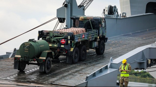 3rd Brigade Combat Team &#34;Rakkasans,&#34; 101st Airborne Division (Air Assault) conduct vessel loading operations aboard U.S. Naval Ship Gilliand, at Joint Base Charleston, S.C. The ship will be departing for Port Arthur, TX as 3rd Brigade...