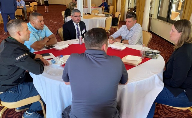 405th AFSB holds commander’s forum to define priorities, align efforts